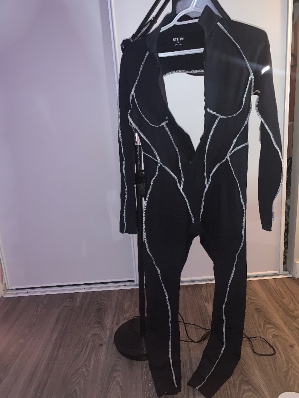 BetterMe Black/W Contour Stitch Jumpsuit Bodysuit M NWOT